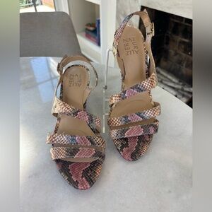 Naturalizer snakeskin sandals. Size 8W